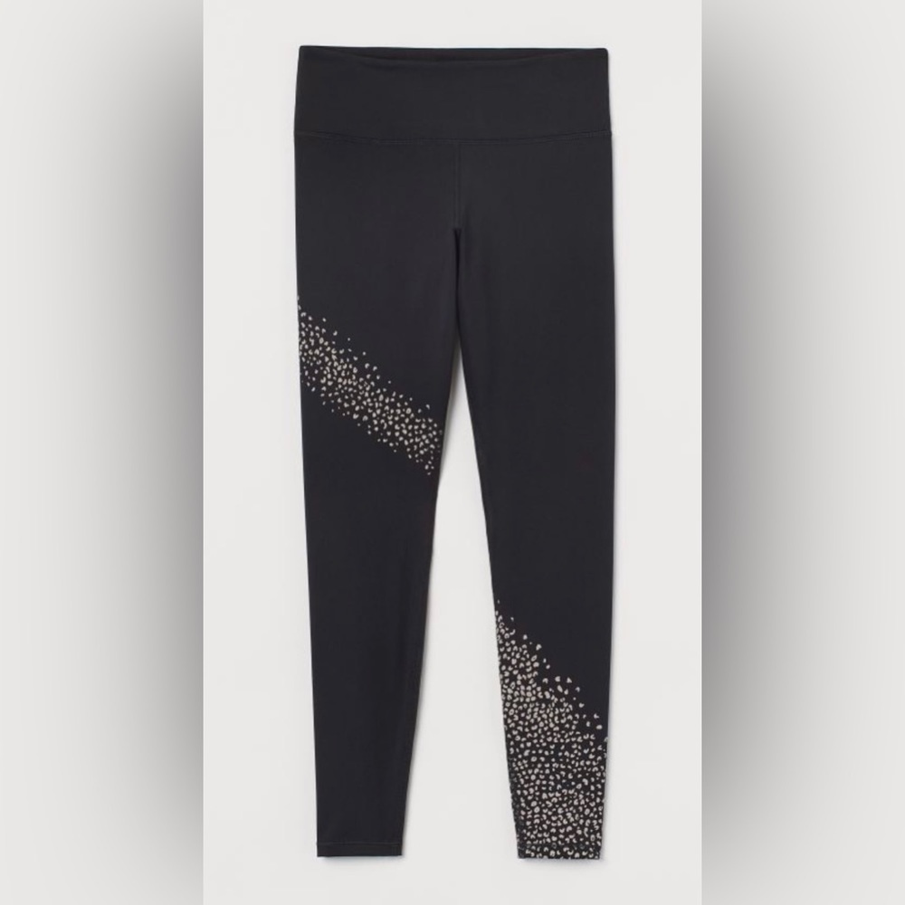 NWOT H&M Black Leggings With A Leopard Print Design.